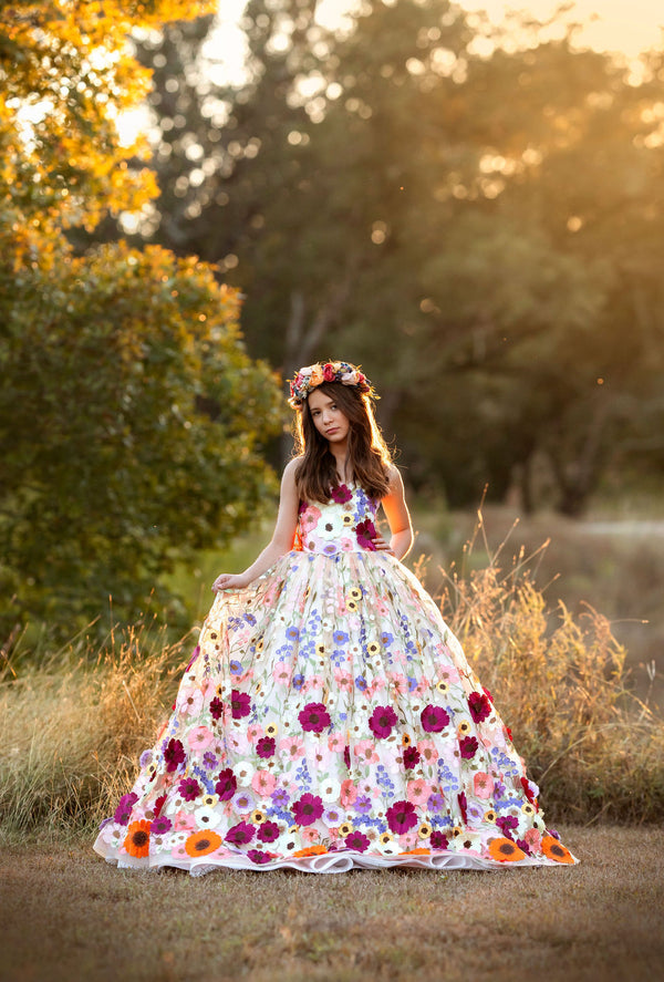 Traveling Rental Dress: The 'Fields of Flowers' Gown in Cream: Size 10, fits 8-12 +