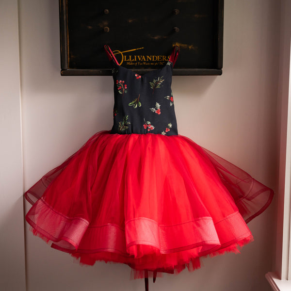 READY to SHIP Christmas SALE: Holly on Black: Size 8, fits 6-10