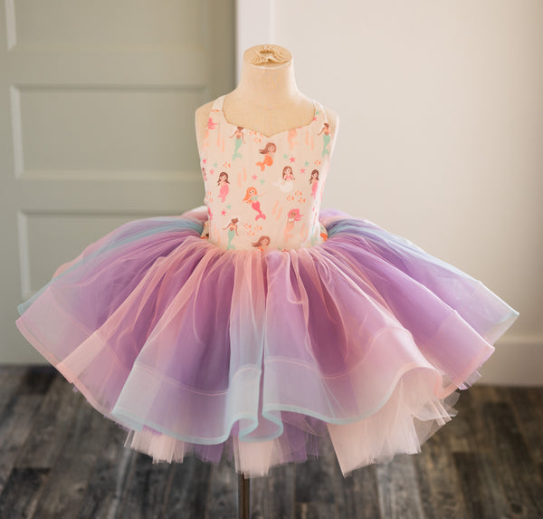 READY to SHIP MOVING SALE!!!! Lavender Mermaid: Size 6, fits 4-8