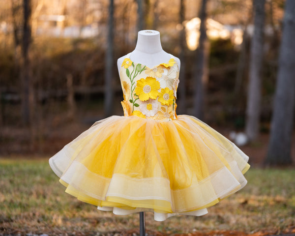 Pre-Order: Yellow Glitter Daisies