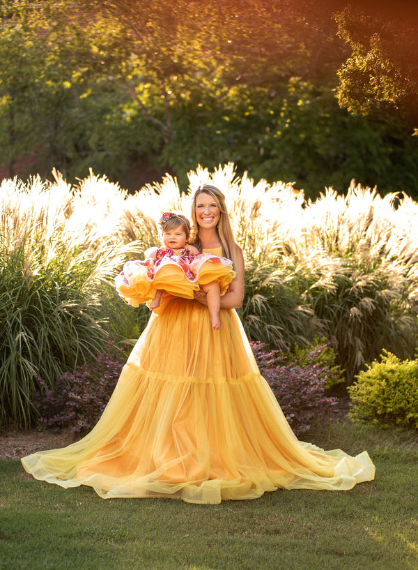 Traveling Rental Dress: Flowers and Sunshine SET: Size 16 Momma/Big Sister Dress + Itty Bitty Little Sister Dress + 2 Headbands