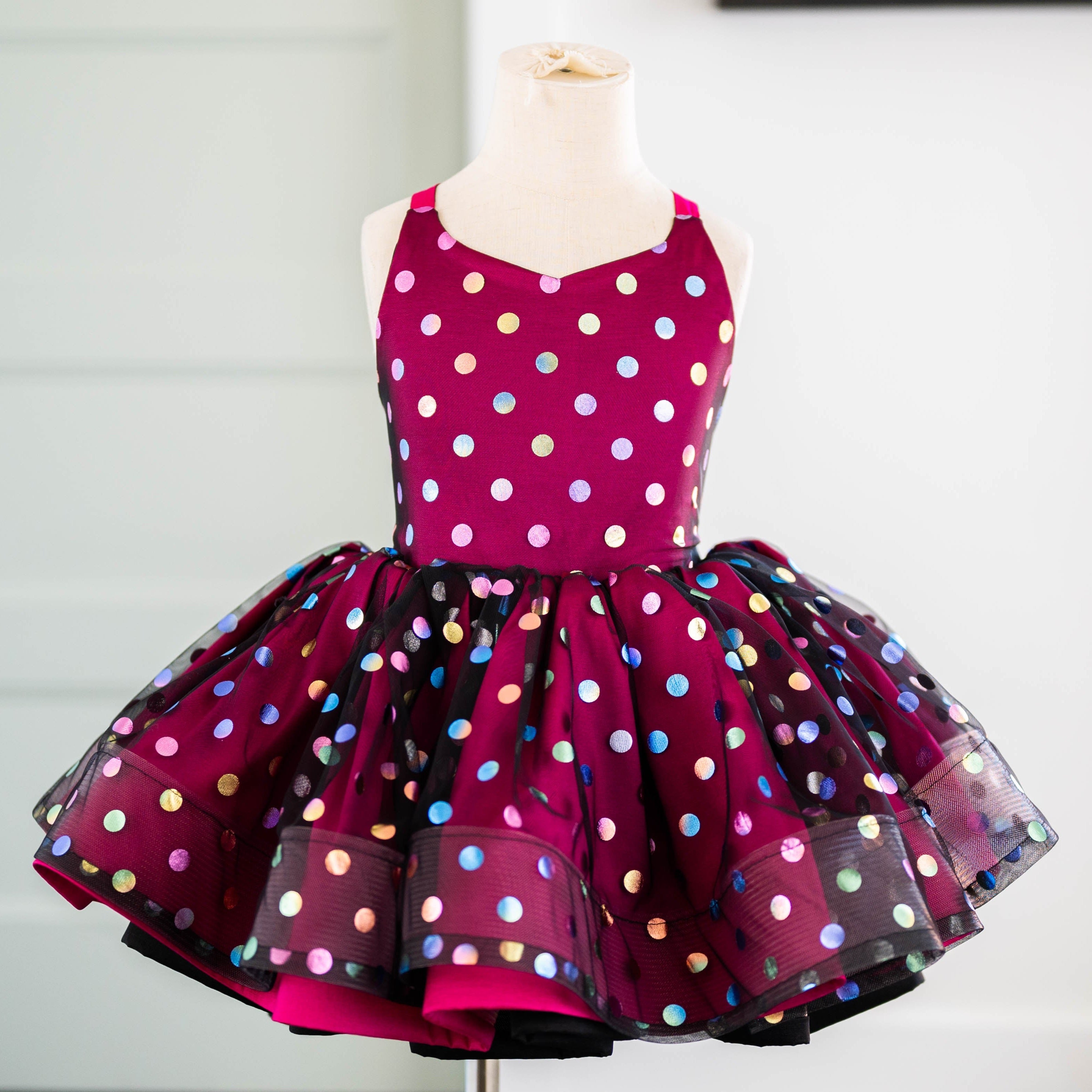 READY TO SHIP: R E V E R S I B L E: Hot Pink Polka Dots/Black -